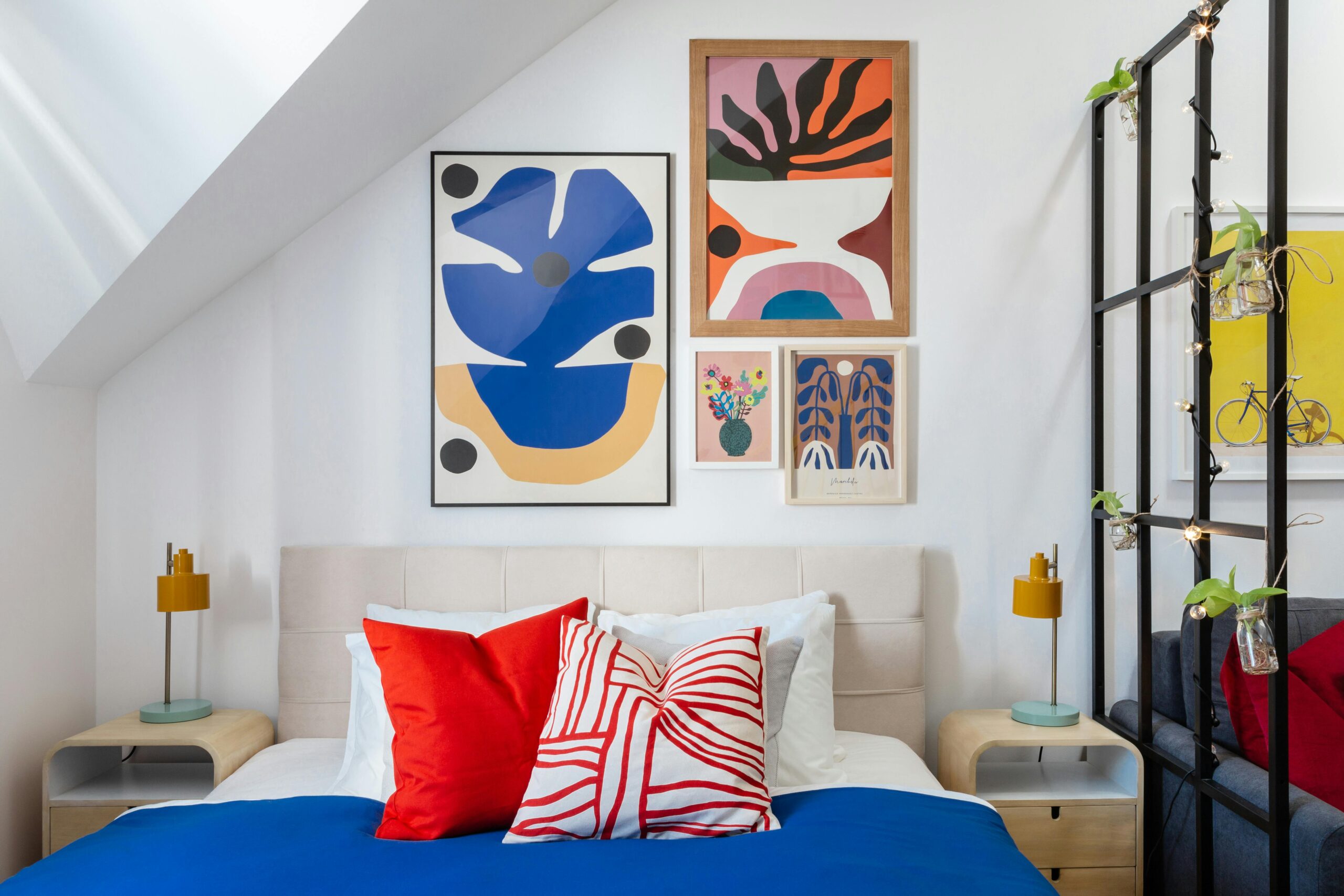 Curating Your Space: The Ultimate Guide to Selecting Art for Your Home